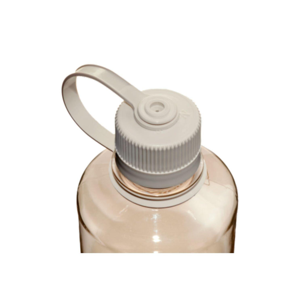 Nalgene 0.5L Narrow Mouth Tritan Sustain Water Bottle: Monochrome COTTON