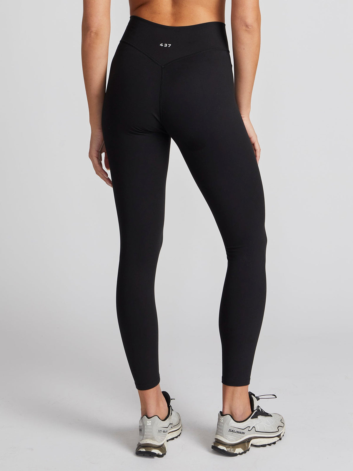 THE V LEGGING